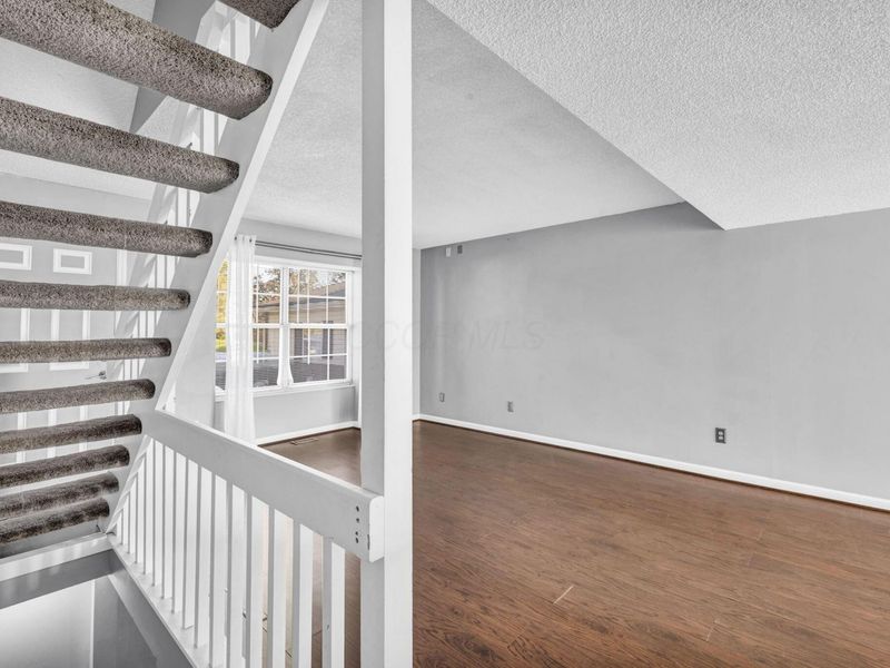 4975 Stoneybrook Boulevard, Unit 14E, Hilliard, OH 43026 Photo 4