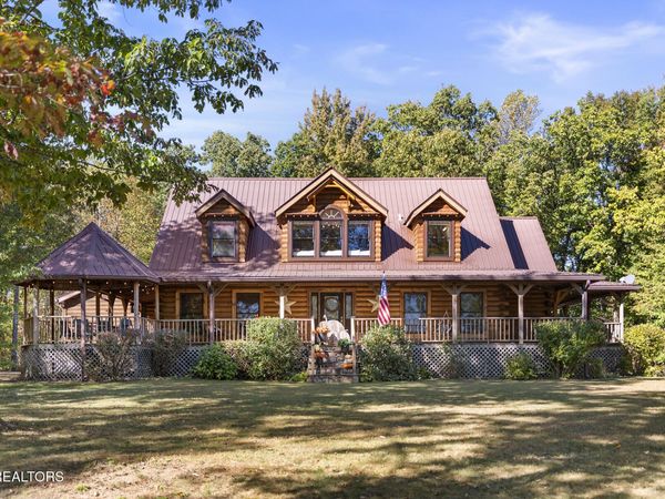 545 Dripping Springs Rd, Monterey, TN 38574