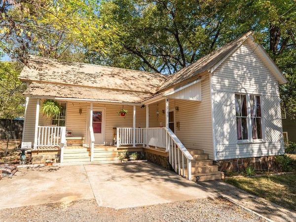 104 W Spring Street, Heber Springs, AR 72543