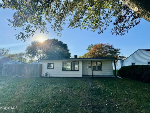 5909 Buchanan Drive, Toledo, OH 43623