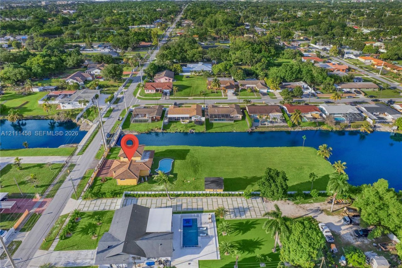 17135 NW 19th Ave, Miami Gardens, FL 33056 Photo