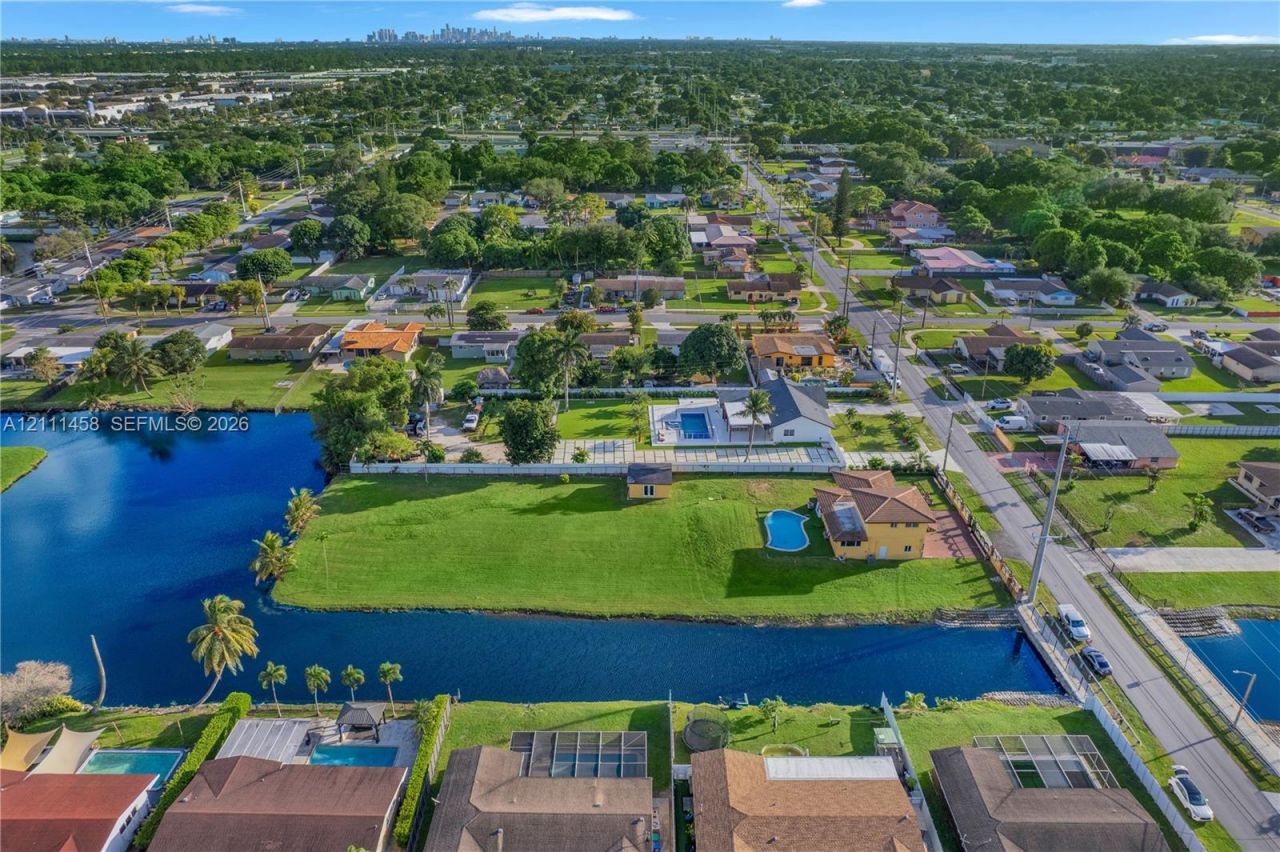 17135 NW 19th Ave, Miami Gardens, FL 33056 Photo