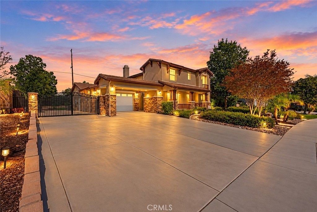 1137 Pamplona Drive, Riverside, CA 92508 Main Photo