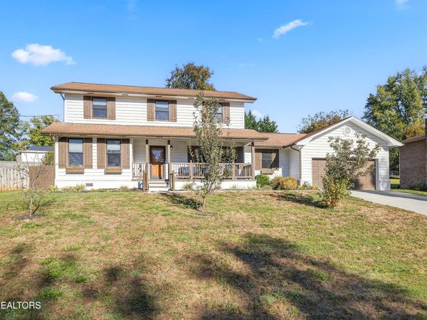 7425 Homestead Drive, Knoxville, TN 37918