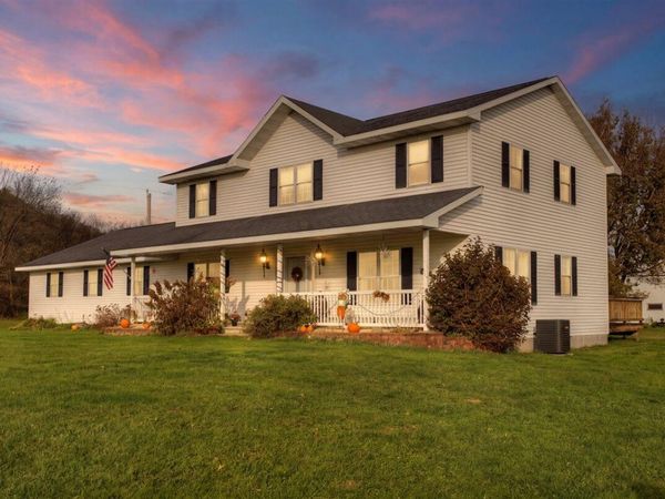 N1590 Lovell St, Melrose, WI 54642