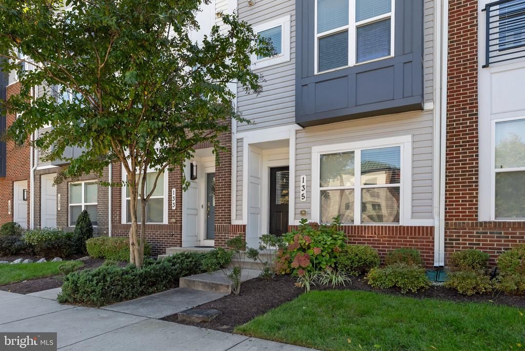 135 LEJEUNE WAY , ANNAPOLIS, MD 21401
