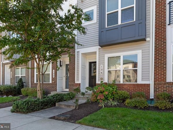 135 LEJEUNE WAY, ANNAPOLIS, MD 21401