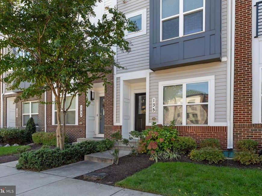 135 Lejeune Way, Annapolis, MD 21401 Main Photo