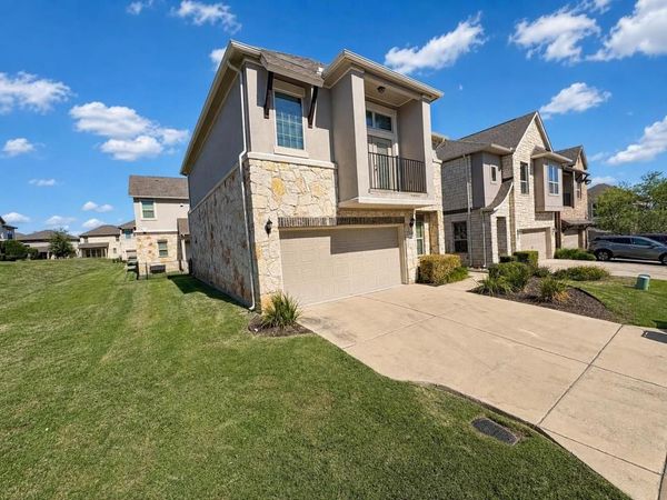 2105 Town Centre DR , Unit 60, Round Rock, TX 78664