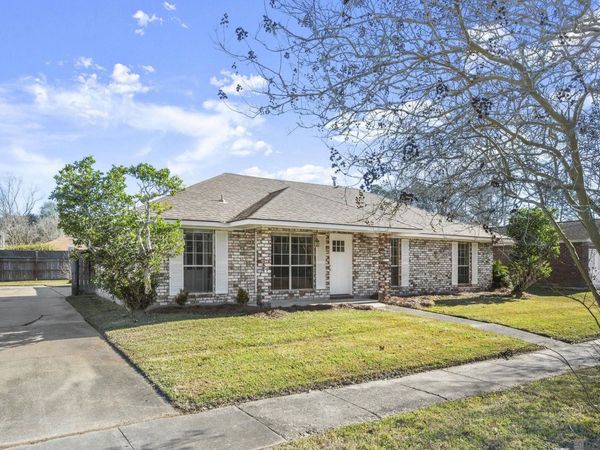 5140 Mccormick Ave, Greenwell Springs, LA 70739