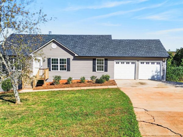 102 Princess Circle, Griffin, GA 30224
