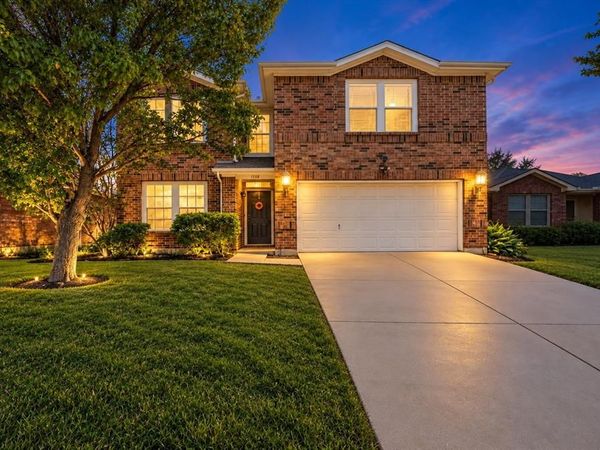 1558 Laurel Hall Lane, Little Elm, TX 75068