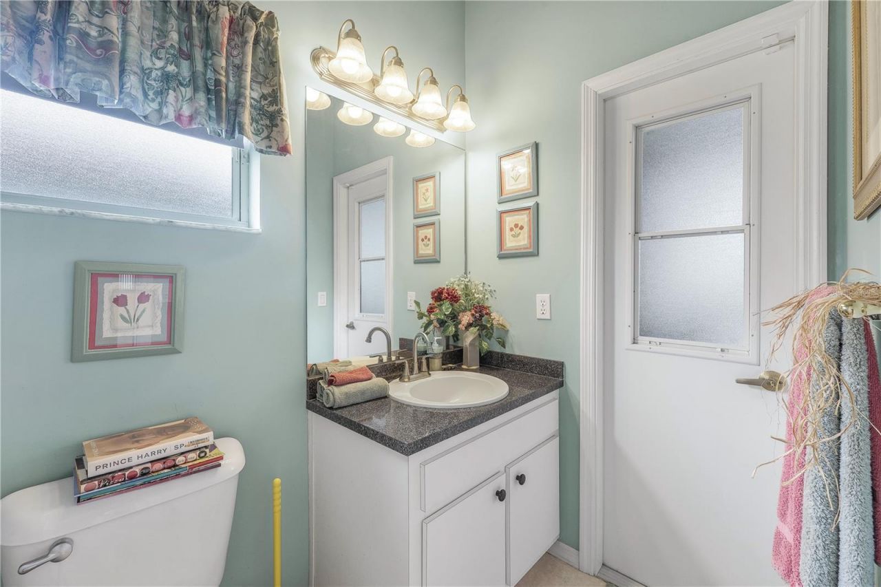 305 SE 31st Street , Cape Coral, FL 33904 Photo
