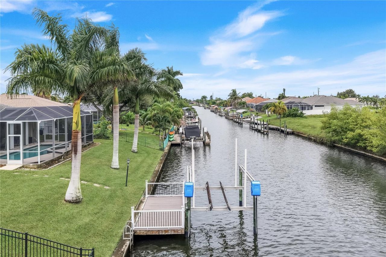 305 SE 31st Street , Cape Coral, FL 33904 Photo