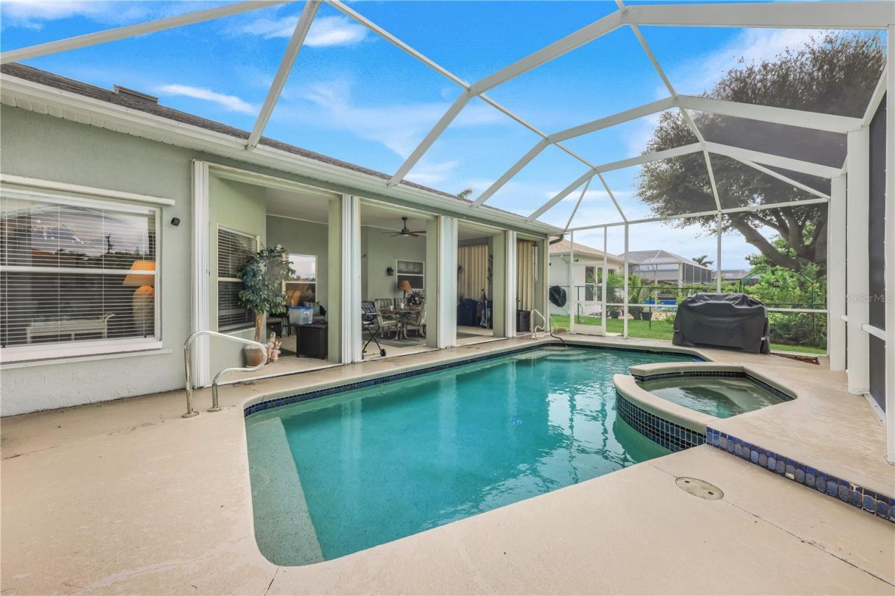 305 SE 31st Street , Cape Coral, FL 33904 Photo