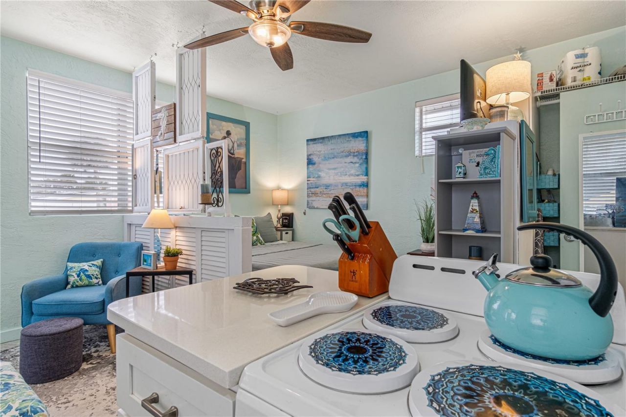 833 E 24th Avenue, Unit 112, New Smyrna Beach, FL 32169 Photo