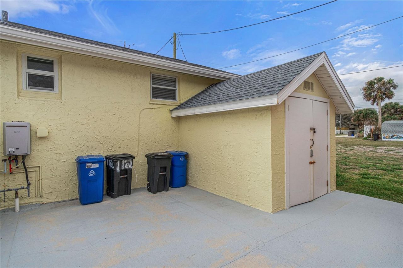 833 E 24th Avenue, Unit 112, New Smyrna Beach, FL 32169 Photo