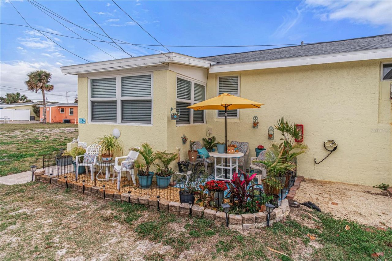 833 E 24th Avenue, Unit 112, New Smyrna Beach, FL 32169 Photo