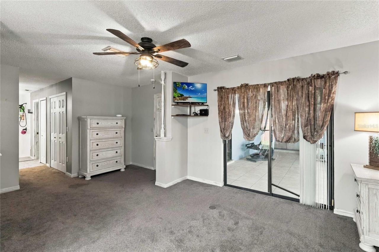 2490 Albany Drive , Kissimmee, FL 34758 Photo