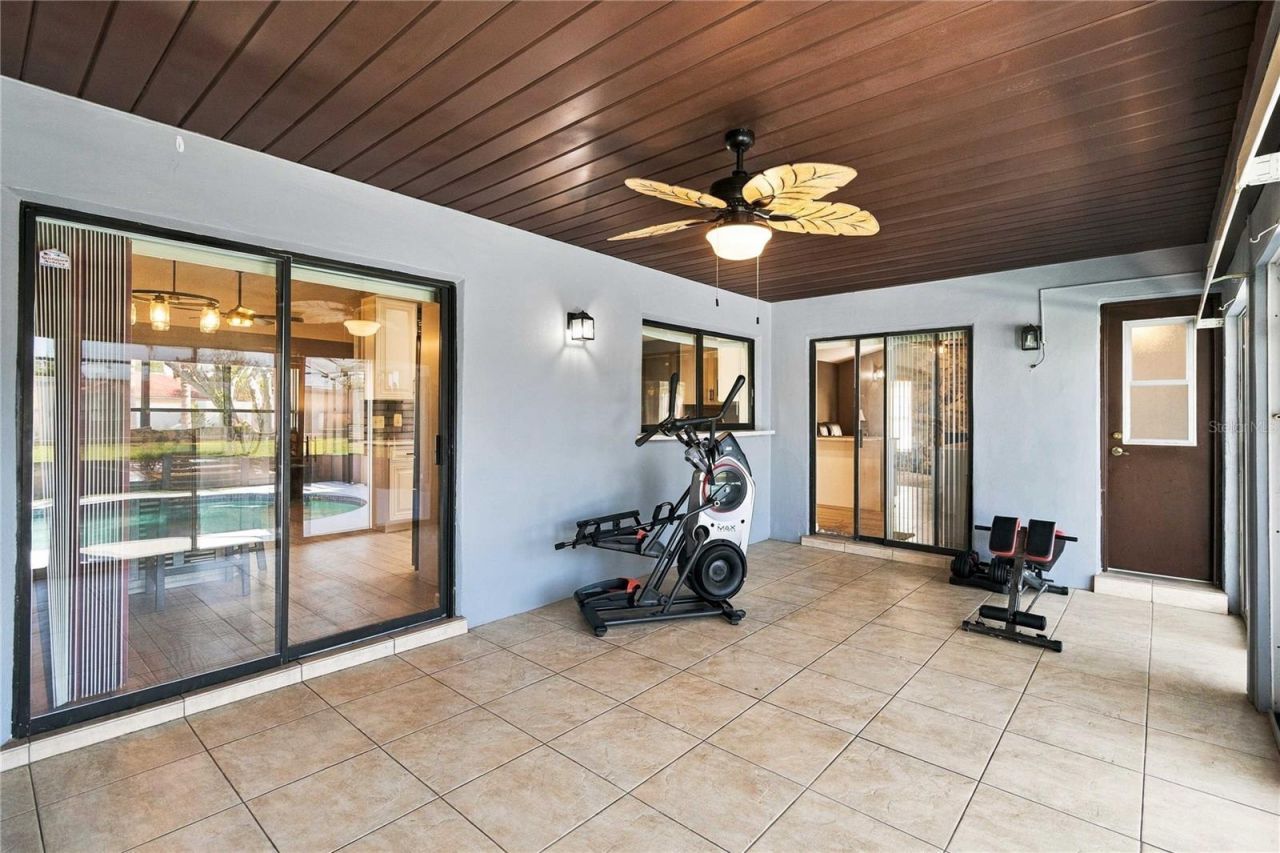 2490 Albany Drive , Kissimmee, FL 34758 Photo