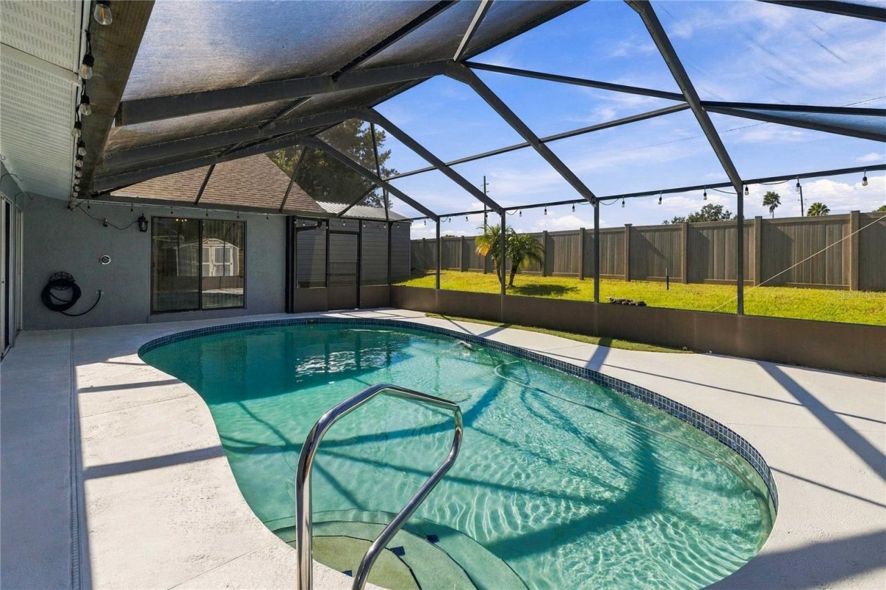 2490 Albany Drive , Kissimmee, FL 34758 Photo