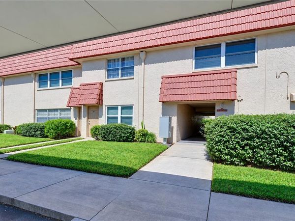 10037 62ND TERRACE N, Unit 9, ST PETERSBURG, FL 33708