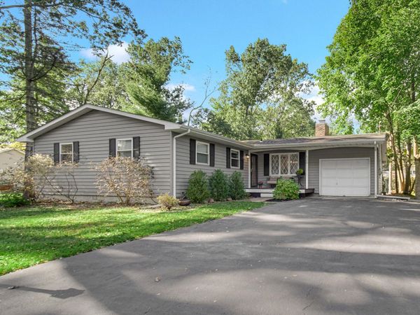 620 S 18th Street , Chesterton, IN 46304