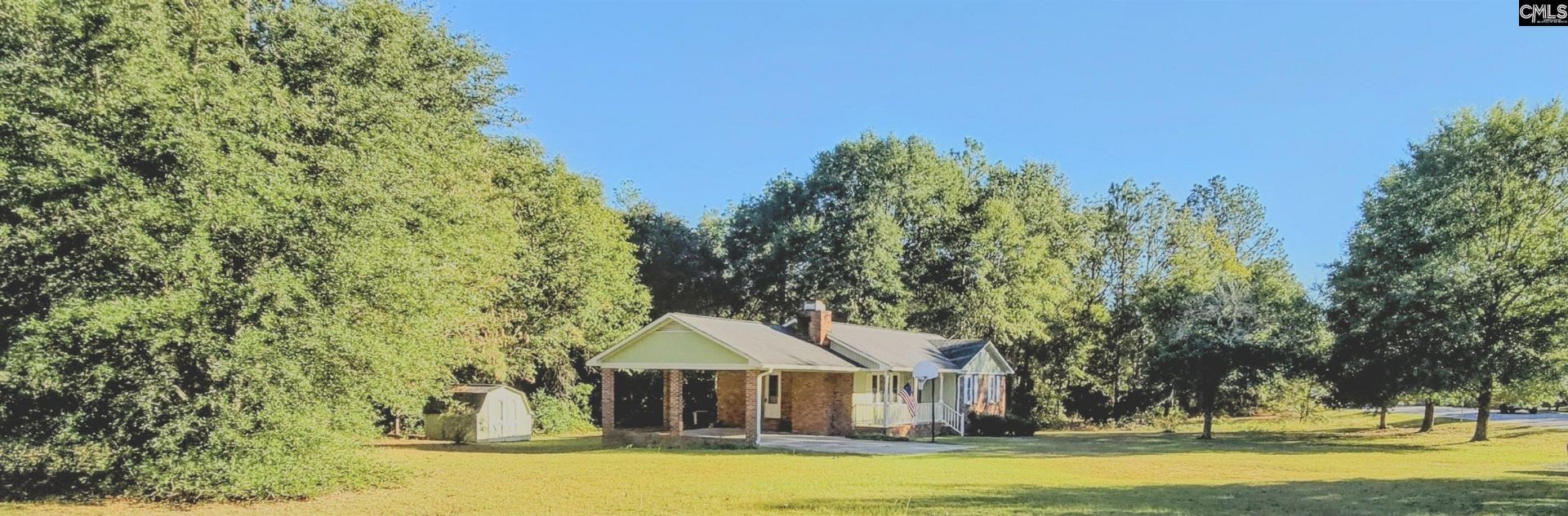 1051 Main Street  Photo 4
