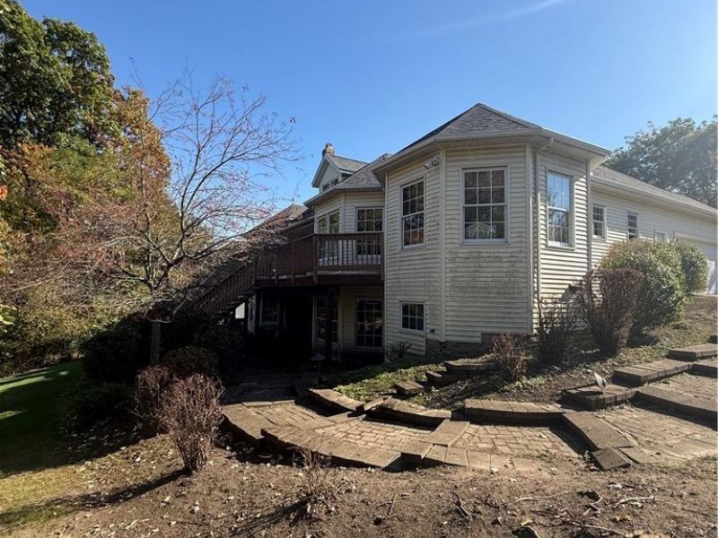 7283 Forestwood Drive, Independence, OH 44131 Photo 8