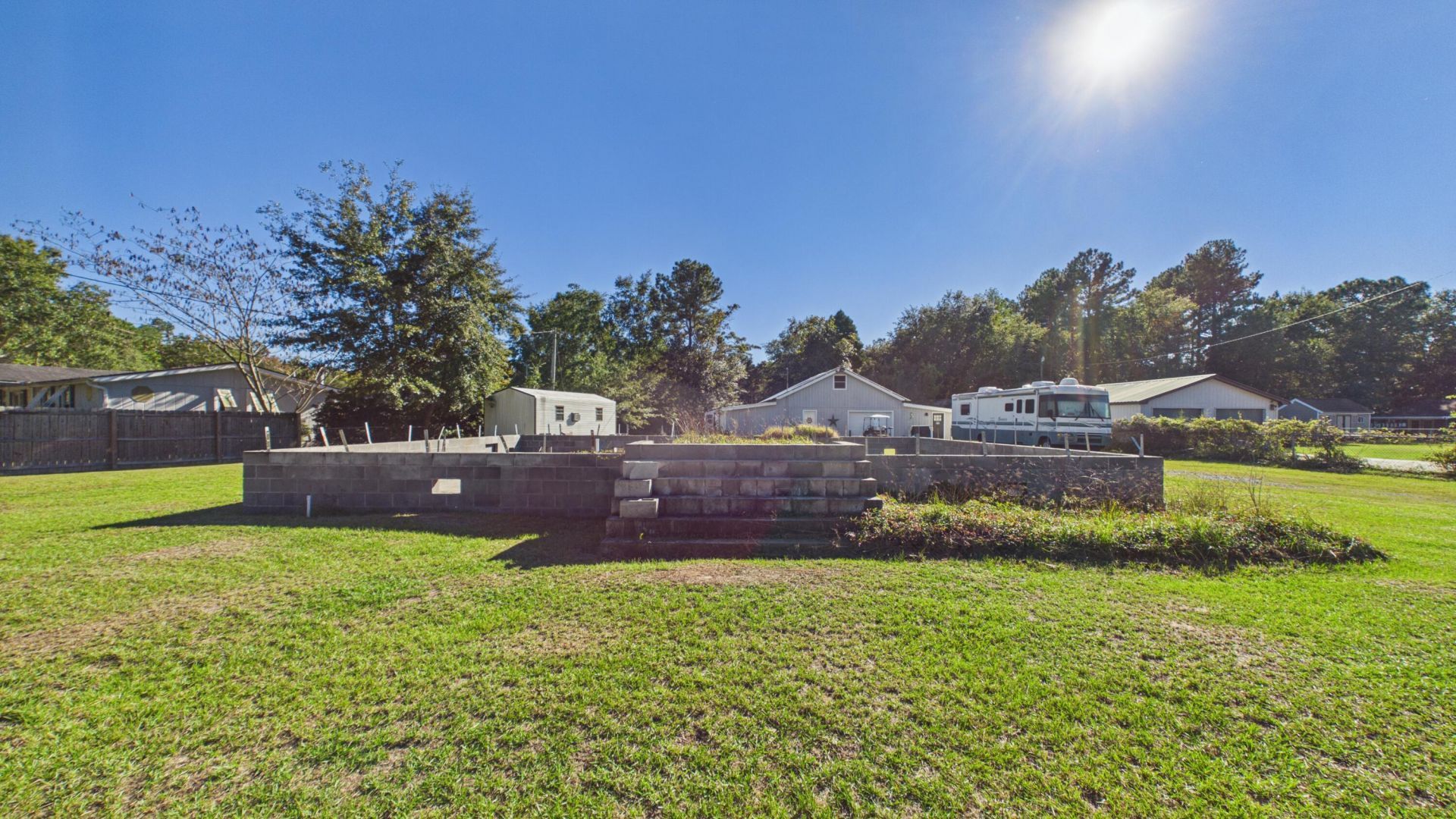 422 General Moultrie Drive Photo 5