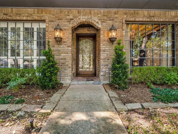 7333 Pleasant View Drive , Dallas, TX 75231