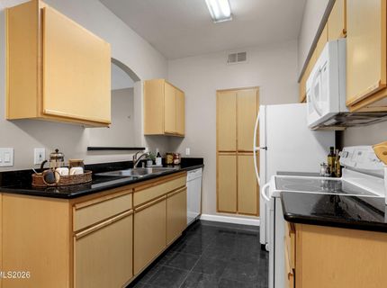 6850 Sharlands Avenue, Unit #1003, Reno, NV 89523 Photo