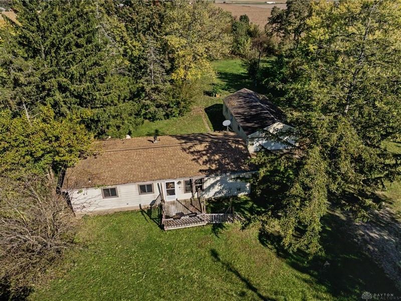 14927 Westbrook Road, Brookville, OH 45309 Photo 2