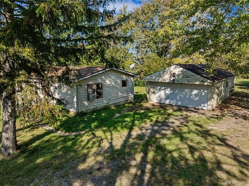 14927 Westbrook Road, Brookville, OH 45309 Photo 4