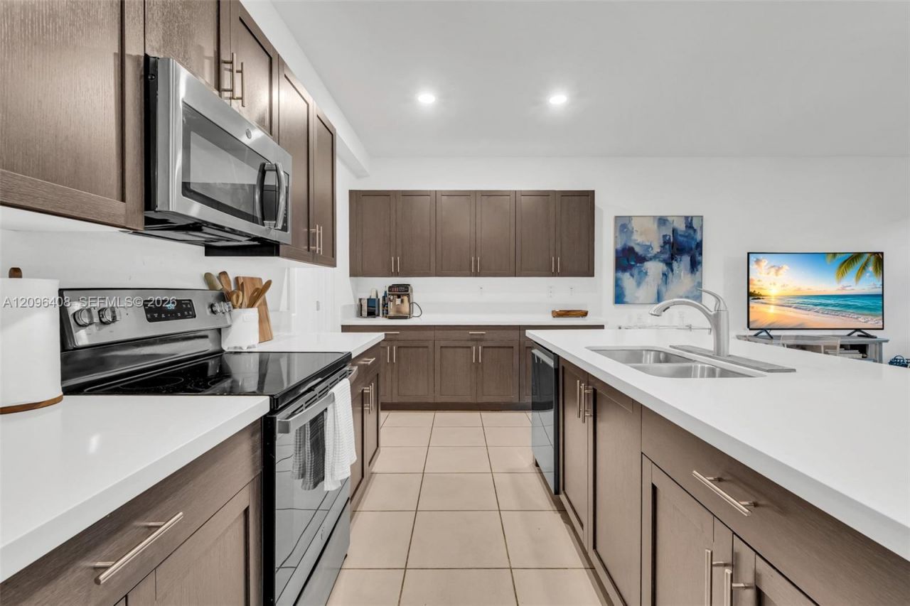 2620 SE 3rd St , Homestead, FL 33033 Photo