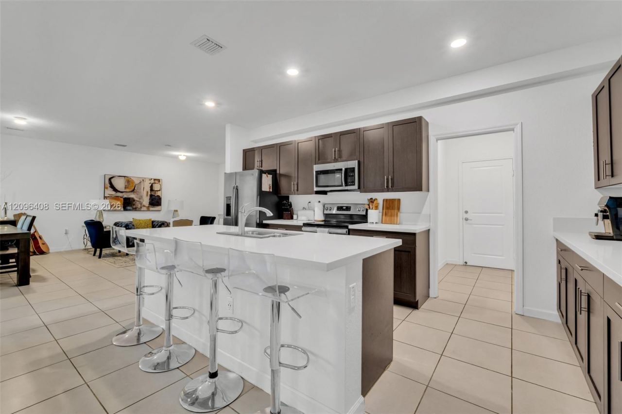 2620 SE 3rd St , Homestead, FL 33033 Photo