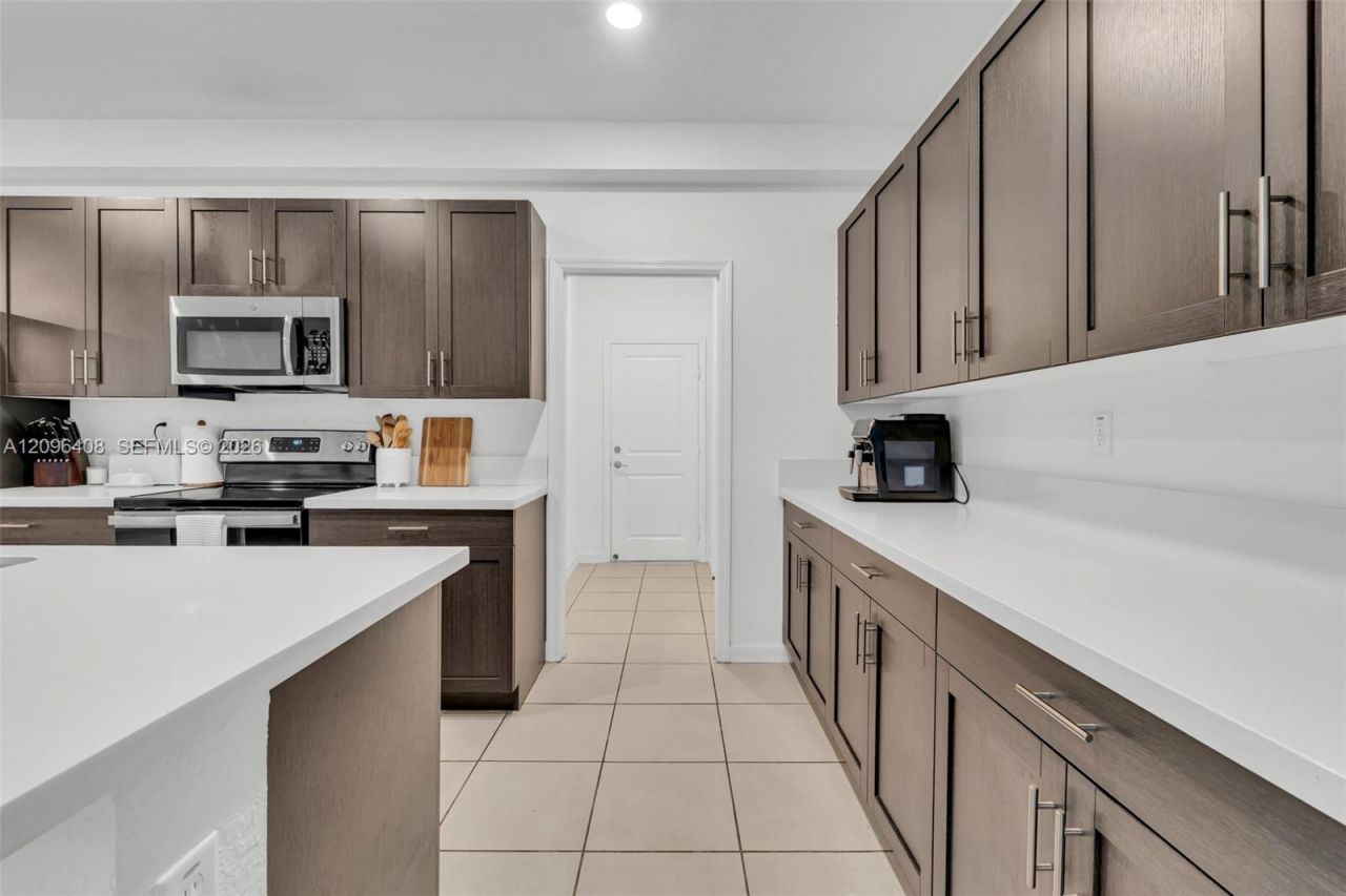 2620 SE 3rd St , Homestead, FL 33033 Photo