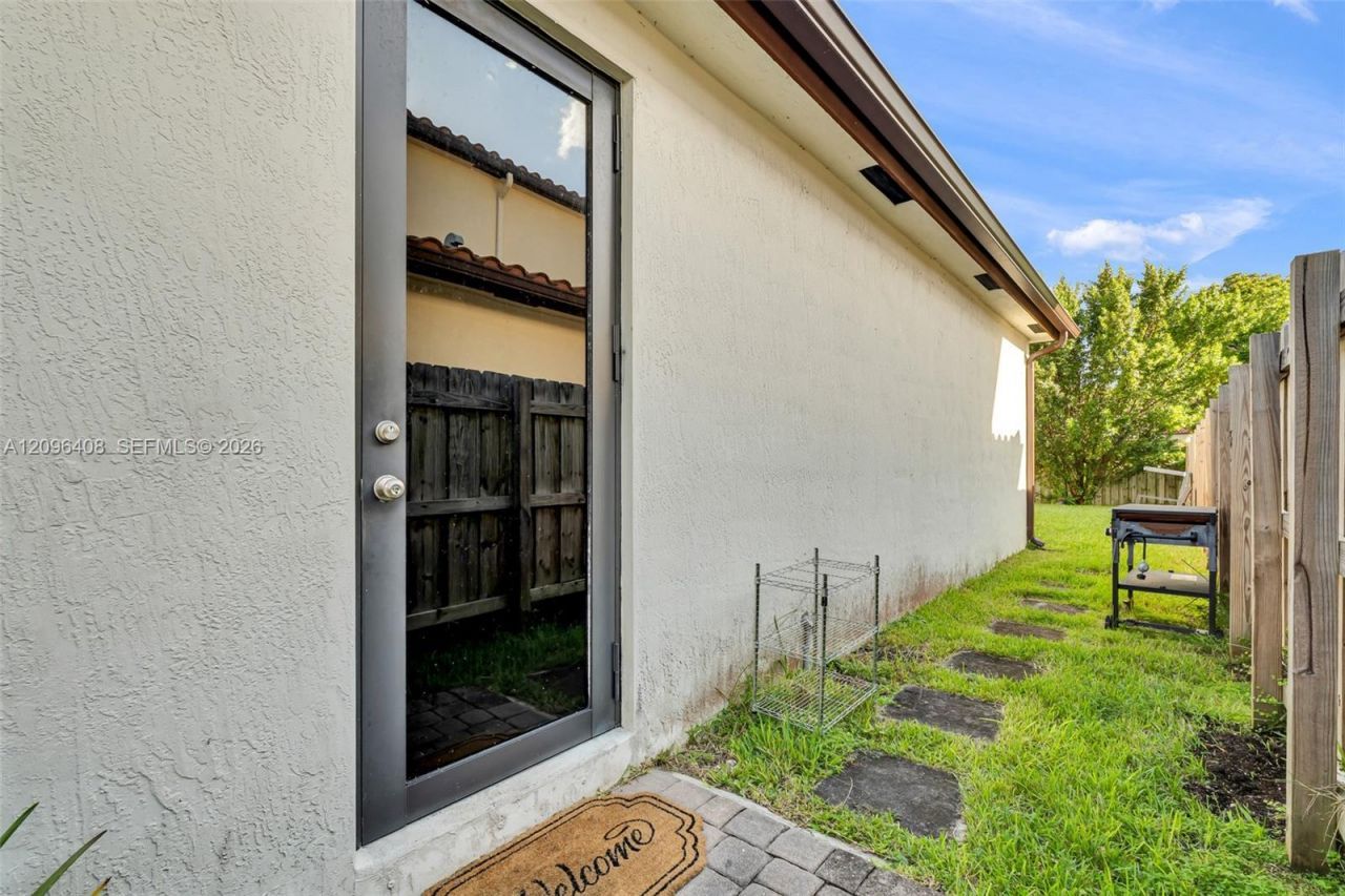 2620 SE 3rd St , Homestead, FL 33033 Photo