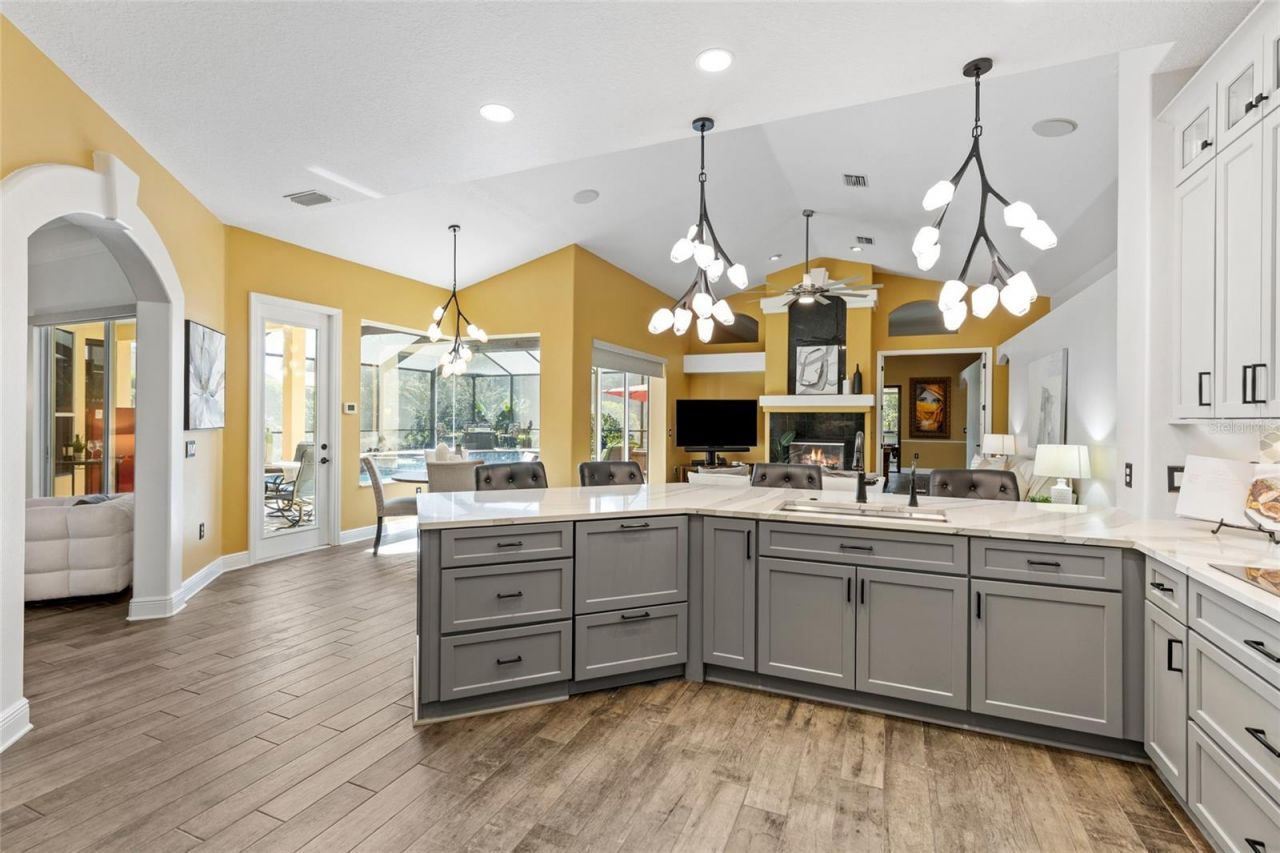 19614 Eagle Crest Drive , Lutz, FL 33549 Photo