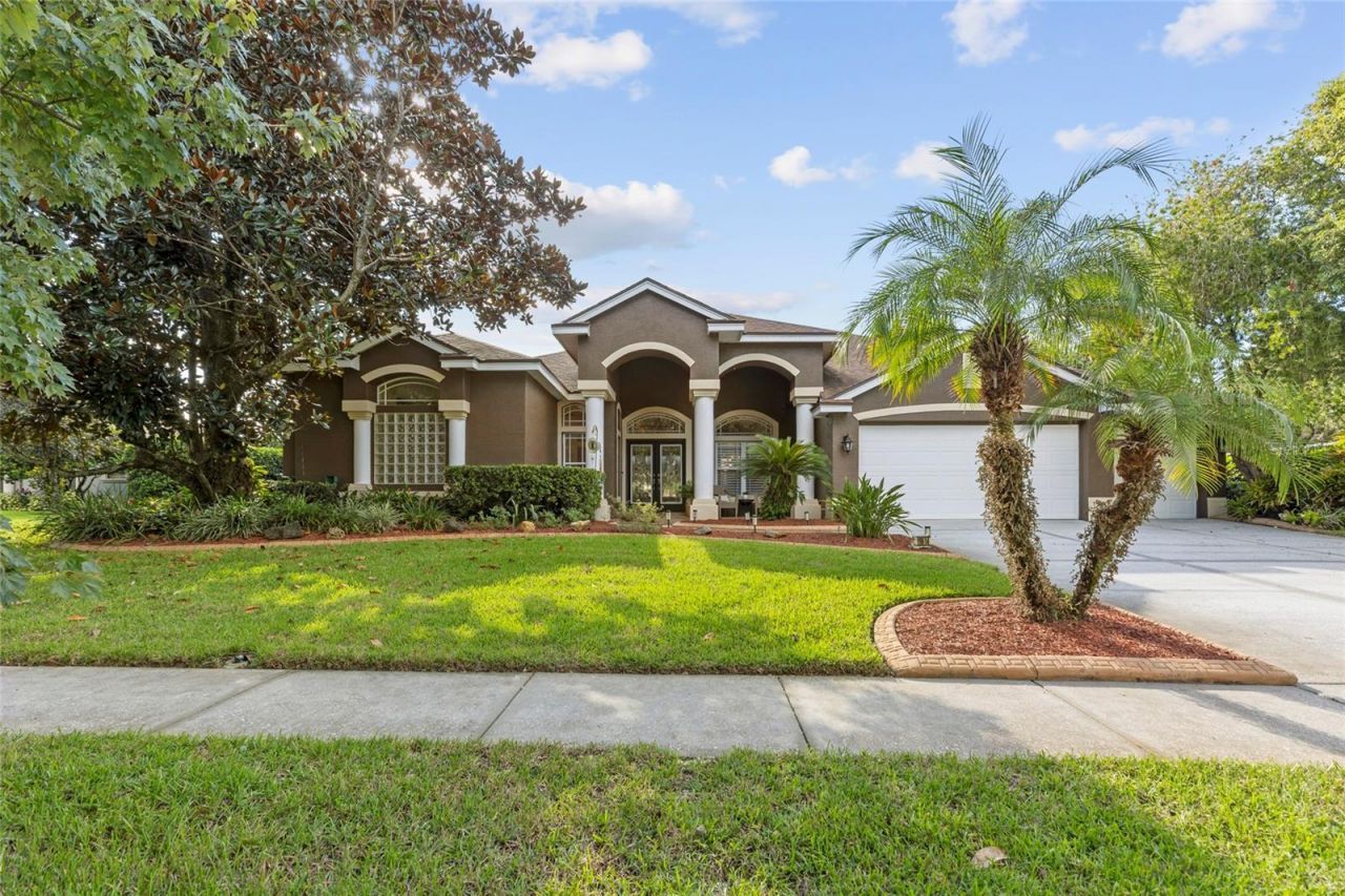 19614 Eagle Crest Drive , Lutz, FL 33549 Photo