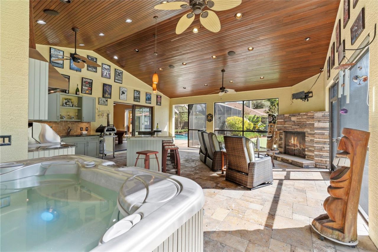 19614 Eagle Crest Drive , Lutz, FL 33549 Photo