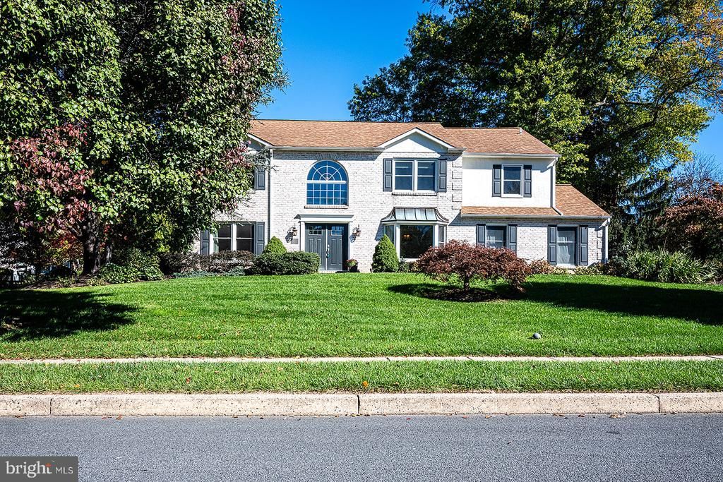 1603 WINCHESTER DRIVE , BLUE BELL, PA 19422