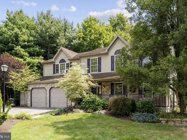 10 BRASSIE CIRCLE , READING, PA 19607