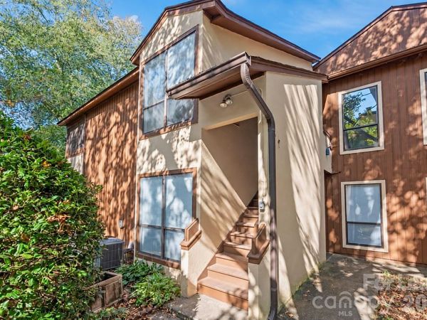 5731 Dockside Drive , Charlotte, NC 28227