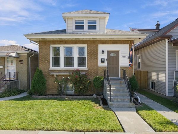 3855 N New England Avenue , Chicago, IL 60634