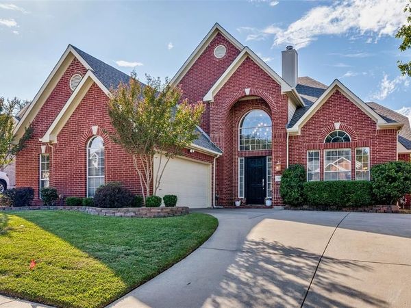 909 Palm Desert Drive , Garland, TX 75044
