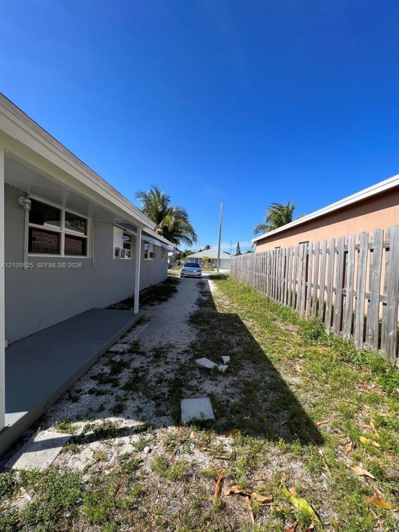 522 NW 11th Ave , Boynton Beach, FL 33435 Photo