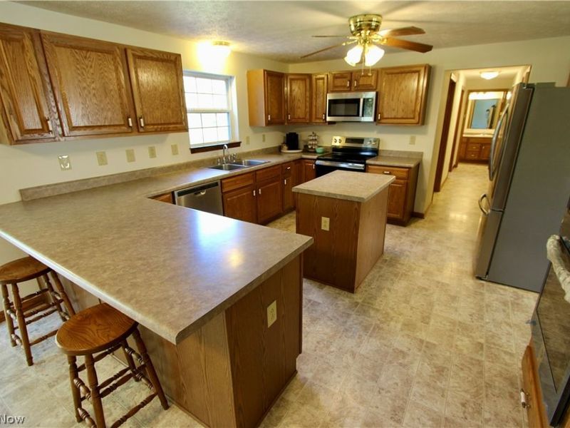 26420 West Road , Wellington, OH 44090 Photo 11