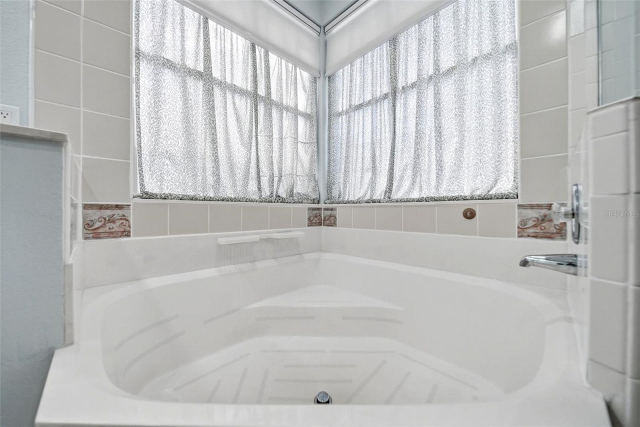 4901 Sudbury Court , Orlando, FL 32826 Photo