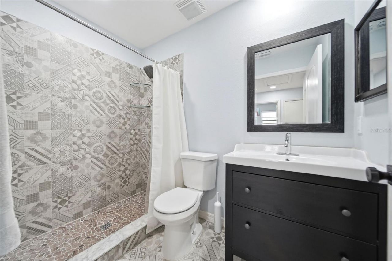 4901 Sudbury Court , Orlando, FL 32826 Photo